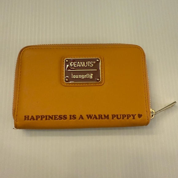 Loungefly PEANUTS Charlie Brown and Snoopy Sunset Happiness Wallet - Picture 2 of 4